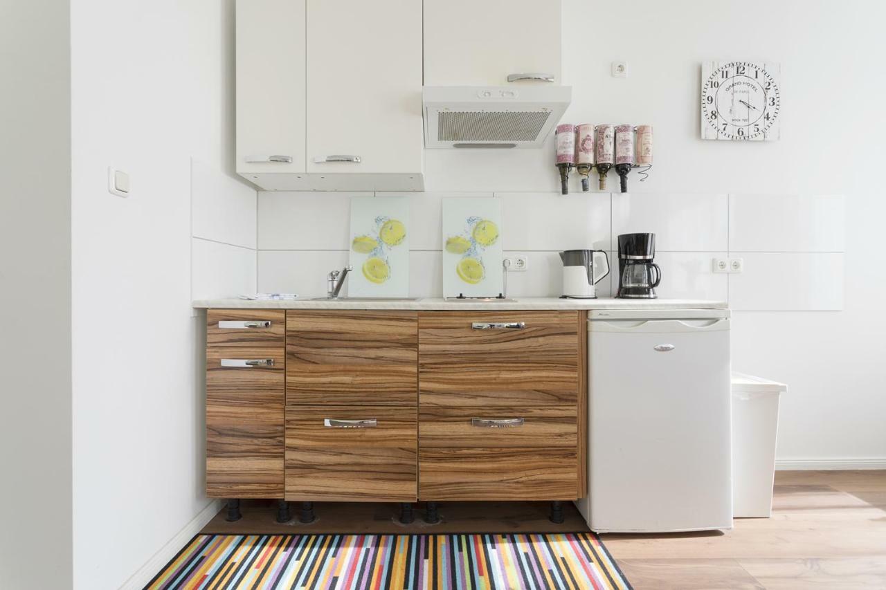 Studio Apartment Niemetzstr 51 Berlín Exterior foto